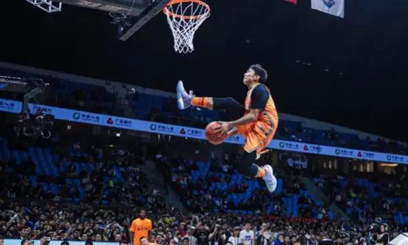 锡安暴力扣篮引爆全场鹈鹕击败开拓者获四连胜  锡安暴力扣篮引爆全场鹈鹕击败开拓者获四连胜