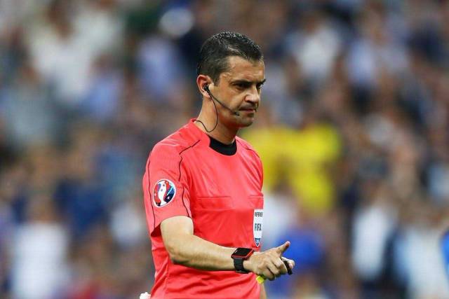 意甲裁判执法引发热议,关键判罚影响比赛走向  意甲裁判执法引发热议,关键判罚影响比赛走向